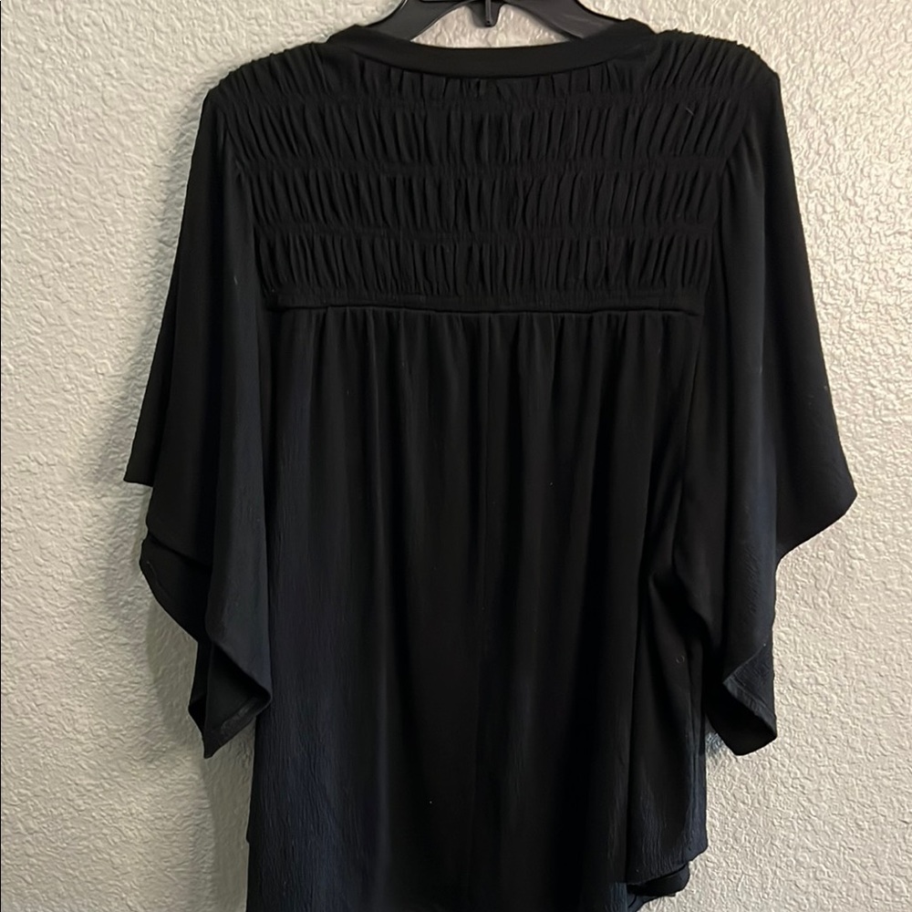 Torrid Black Women's blouse size 2 - Picture 4 of 6